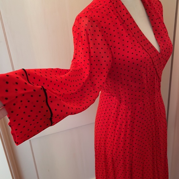 ⭐️New⭐️Ganni Wrap Midi Dress - Picture 15 of 16